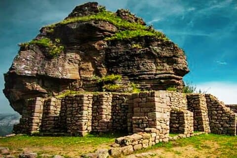 Hele dagervaring vanuit Cusco naar het Waqrapukara-fort