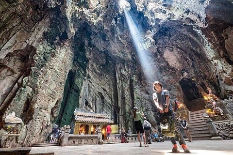 Marble Moutains,Linh Ung Pagoda,Am phu Cave Private Tour
