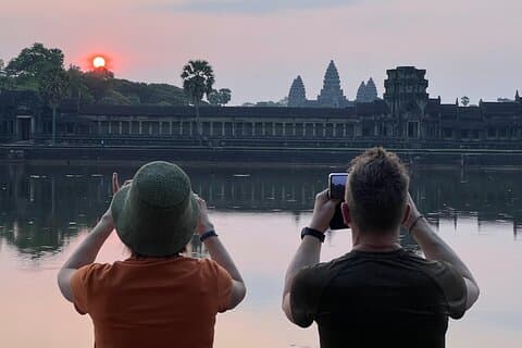 Private Angkor Wat Sunrise Small Tour