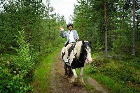 2h30 Horseback Riding program in Rovaniemi
