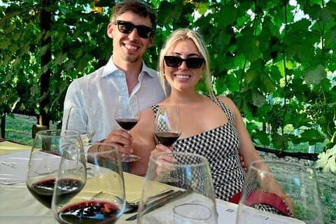 San Gimignano Wine Tour and tuscan appetizer for small group
