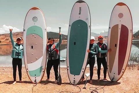 Paddleboarding Experience in Laguna Huaypo from Cusco