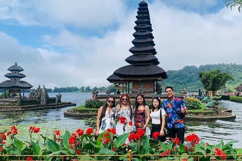 Privétour in de oude tempel van Bali