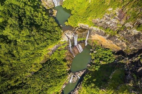 South TOUR + Hiking The 7 WATERFALLS with Professional Guide