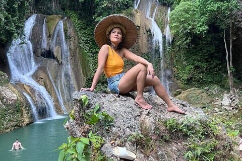 Excursion d'une journée complète en scooter à la cascade et à la campagne de Bohol