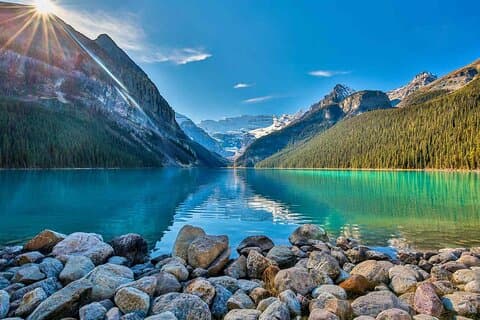 Restauranter i nærheten av Lake Louise & Columbia 4 - Day Tour