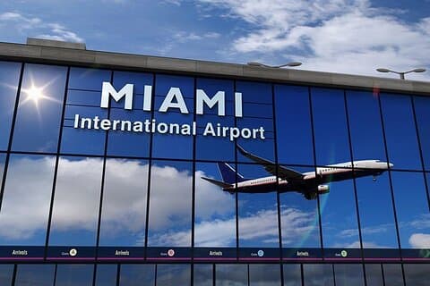 Miami Flughafen | Hotel | Hafen | Private Lux SUV