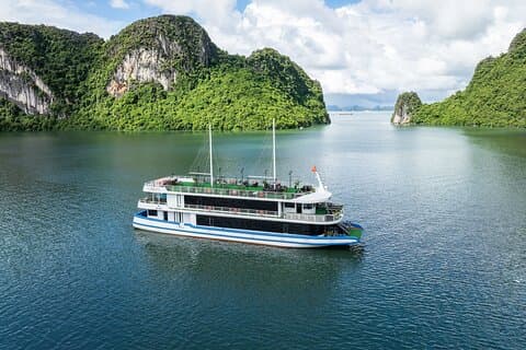Croisière d'une journée de luxe sur la baie d'Halong, Grottes, kayak, jacuzzi, déjeuner buffet