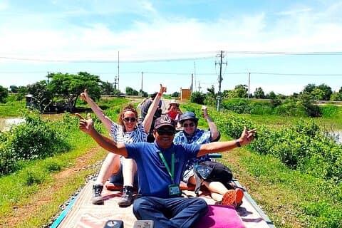Battambang, Bamboo Train, Killing Cave Dagstur från Siem Reap