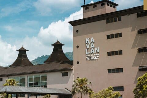 Excursión privada personalizada de día completo a Yilan desde Taipéi
