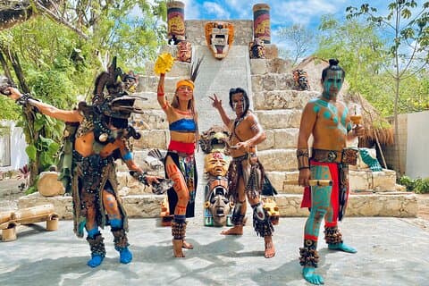 Cozumel Mayan Experience And Beach Getaway med transfer