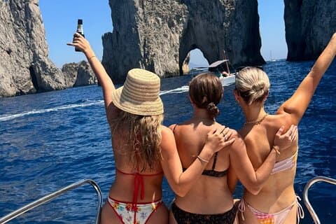 Sorrentomaxibåtturer till Capri