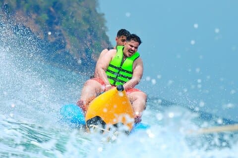 Esperienza Banana Beach Koh Hey in motoscafo da Phuket