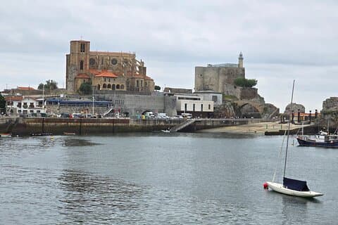 Privat besök på Castro Urdiales med personlig guide