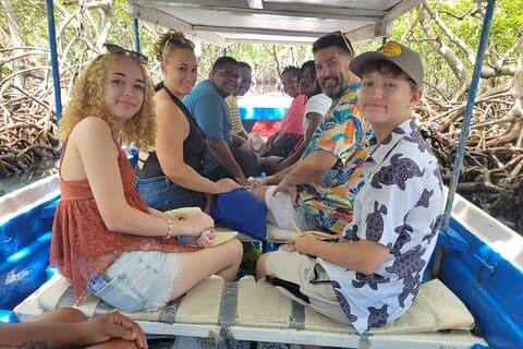 Tour privato in stile libero di Roatan VIP