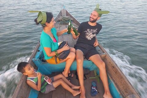 Expérience de pêche au coucher du soleil avec barbecue et croisière en bateau avec les habitants