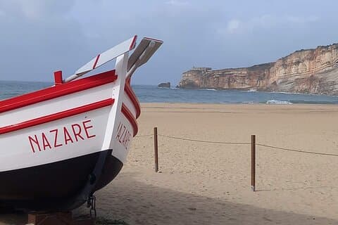 Tour-Transfer nach Porto. Besuchen Sie Nazaré Aveiro von Lissabon/Cascais