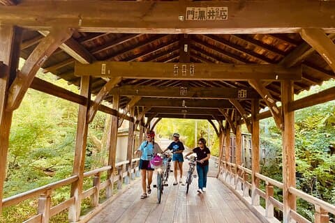 Pedal Adventure: los lugares emblemáticos de Kioto en un recorrido en bicicleta eléctrica