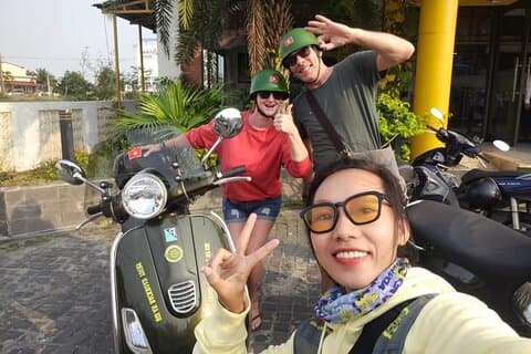 Vespa-Erlebnis in Hoi An: Orte, die man unbedingt besuchen muss, und besondere Geheimtipps