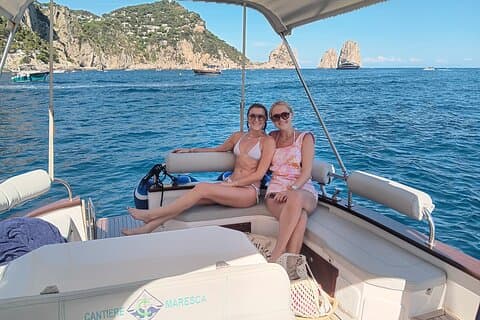 Desde Positano : Tour Privado en Barco Capri - Increíble día completo