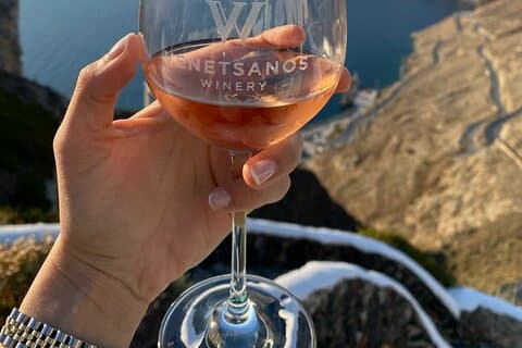 Exklusiver Landausflug: Malerisches Santorini, Shopping und Weingut