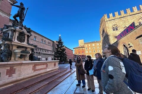 Bologna: Vandringstur med historiska höjdpunkter med lokal guide