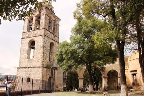 Entdecken Sie Tlaxcala: Cacaxtla Ruinen, Wandgemälde und kolonialer Charme