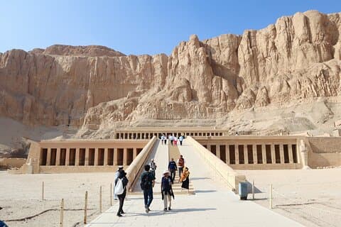 Visite d'une demi-journée Vallée des rois Hatchepsout et Colosses Memnon