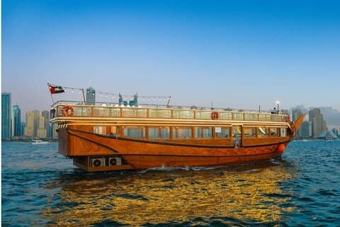 Dubai Marina Dinner Cruise met Dubai City Tour-pakket in 1 dag