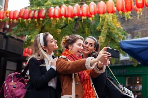 Shanghai Old Town Private Walking Tour With A Guide