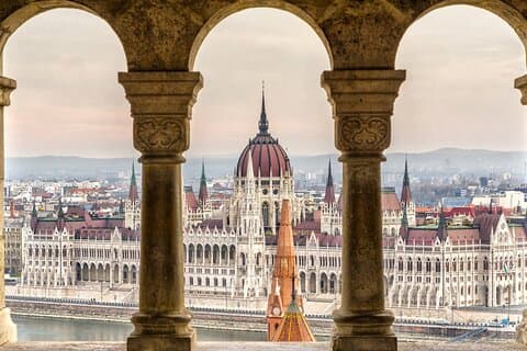 de Bratislava: Excursion guidée d'une journée à Budapest