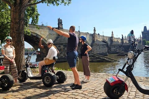 Prager Panoramablick Live-Führung auf Trike EBike EScooter