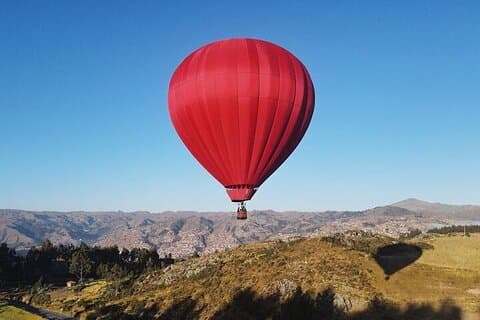 Cusco : Heißluftballonflug - über die Landschaften Perus