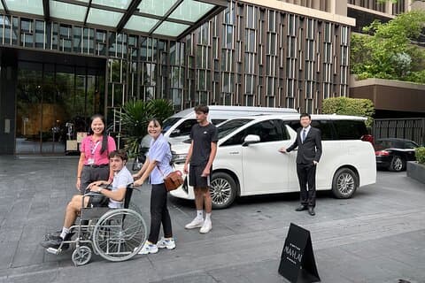 Luxury VIP Transfer DMK Airport to Bangkok Hotels