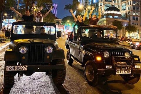 Jeep Tour Saigon By Night : FRESH SEAFOOD, STREET FOOD & SKY BAR