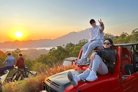 Privé Mount Batur Jeep Sunrise met zwarte Lava & Ontbijt