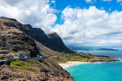 1 Day Pass LeaLea Trolley and Waikiki Trolley Pink Line