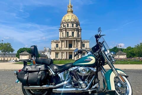 Vintage Motorcycle Rental in Paris