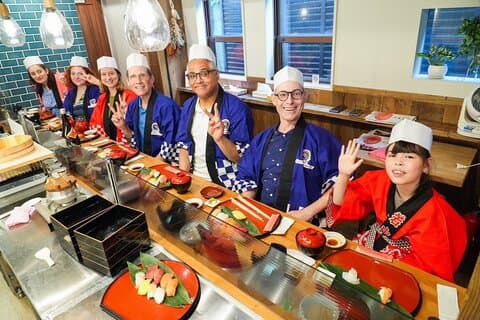 Kobe : Create & Savor Sushi & Kobe Beef Like a Master