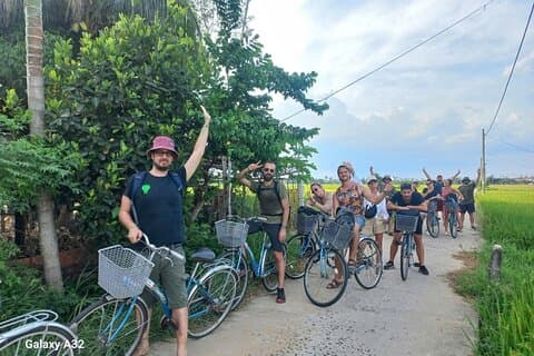 Hoi An or Da Nang: Cycling Countryside tour