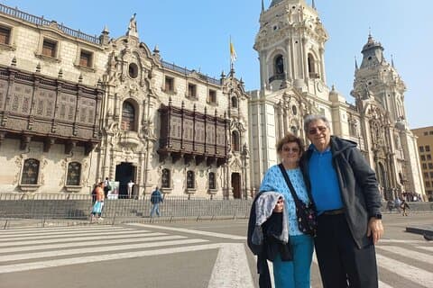 Lima City Tour : Mercados, Historia, Santos & Convento de Santo Domingo