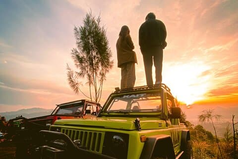 Mount Batur Jeep Soluppgång och övernattning Glamping Experience