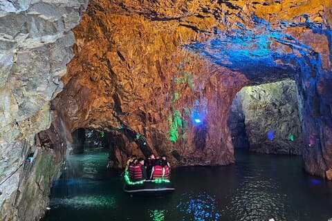 Ulsan Full Day Private Autotour vanuit Busan met een gecertificeerde gids