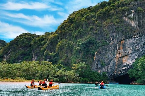 Hue to Phong Nha & Paradise Caves: Top 2-Day Cave Adventure Tour