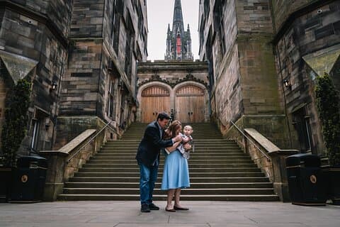 Privates Fotoshooting mit Blick auf das weltberühmte Edinburgh Castle