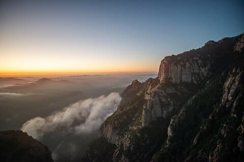 Private Montserrat Sunrise Tour og Brunch med transport