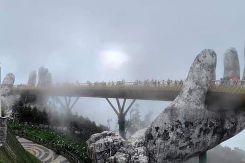 Recorrido por la mañana temprano por el Puente Dorado, las colinas de Ba Na y la Tierra Santa de My Son