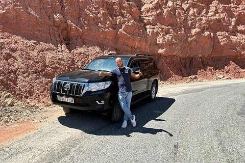 Privater Transfer Marrakesch ⇆ Casablanca Hin- und Rückfahrt