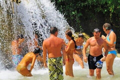 Dunn's River Falls och River Tubing från Falmouth