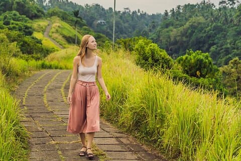 Excursión a pie autoguiada por Ubud Sunrise : Campuhan Ridge